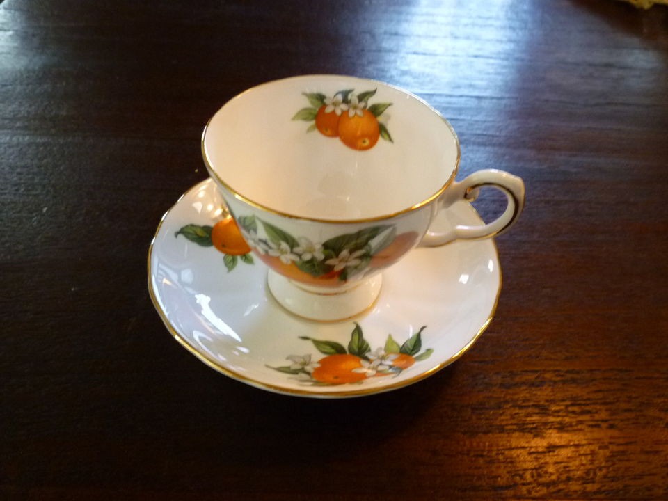 TUSCAN Bone China FLORIDA Teacup Cup & Saucer Oranges gold trim