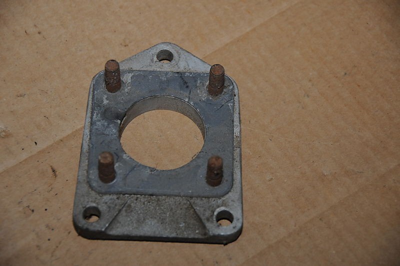 JENSEN HEALEY FACTORY STROMBERG CARBURETOR MOUNT