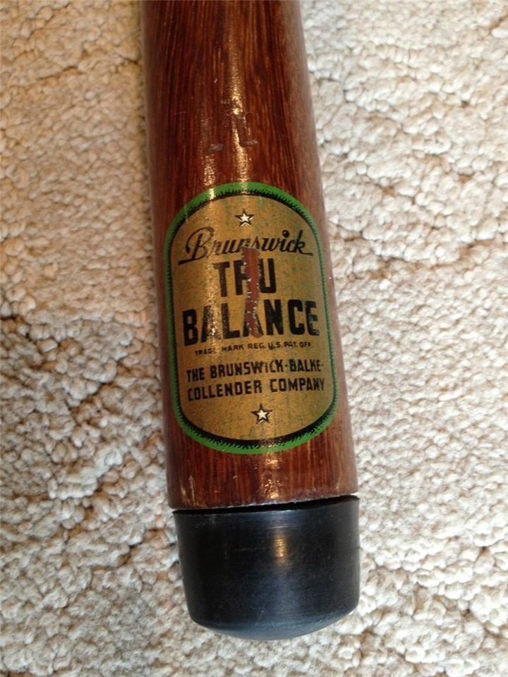 vintage pool cue in Cues