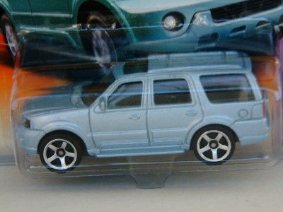 LINCOLN NAVIGATOR (Grey/Blue) Matchbox MIP