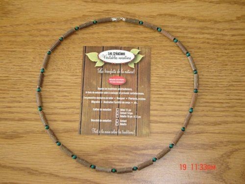 Hazelwood Necklace Bead Collier de Noisetier Perle