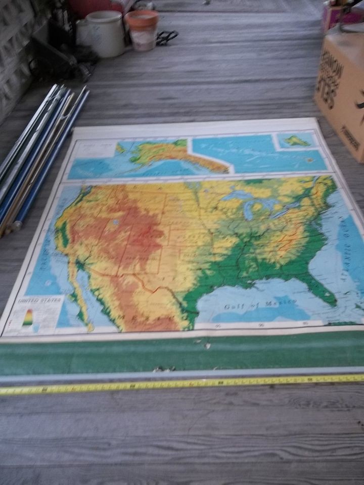 Vtg RAND MCNALLY SCHOOL INDUSTRIAL PULL DOWN WALL USA PHYSICAL 