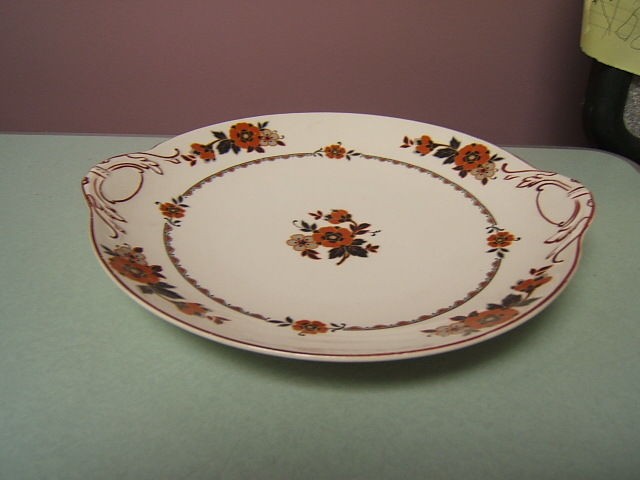 Meakin Sol Belle Vue handled round plate cake plate rust colored 