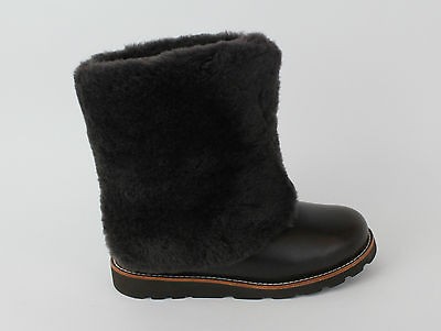 UGG WOMEN MAYLIN STOUT LEATHER