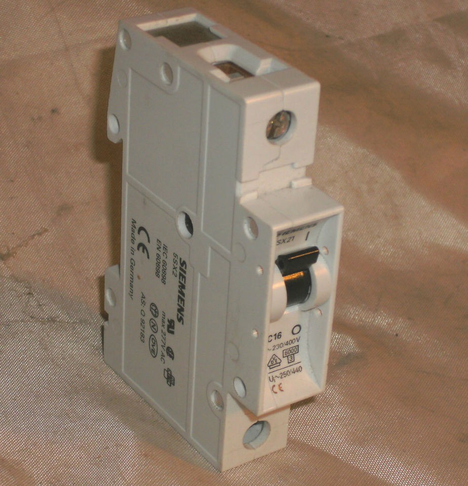 SIEMENS SX521C16 CIRCUIT BREAKER 16A SX521 C16 CONTINUITY TESTED