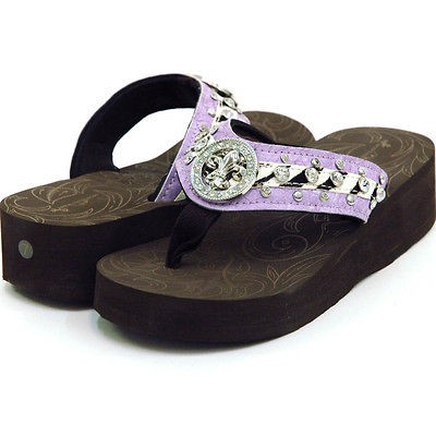 Womens Flip Flops w/ Croco Upper & Fleur de Lis Accent   Hot Pink