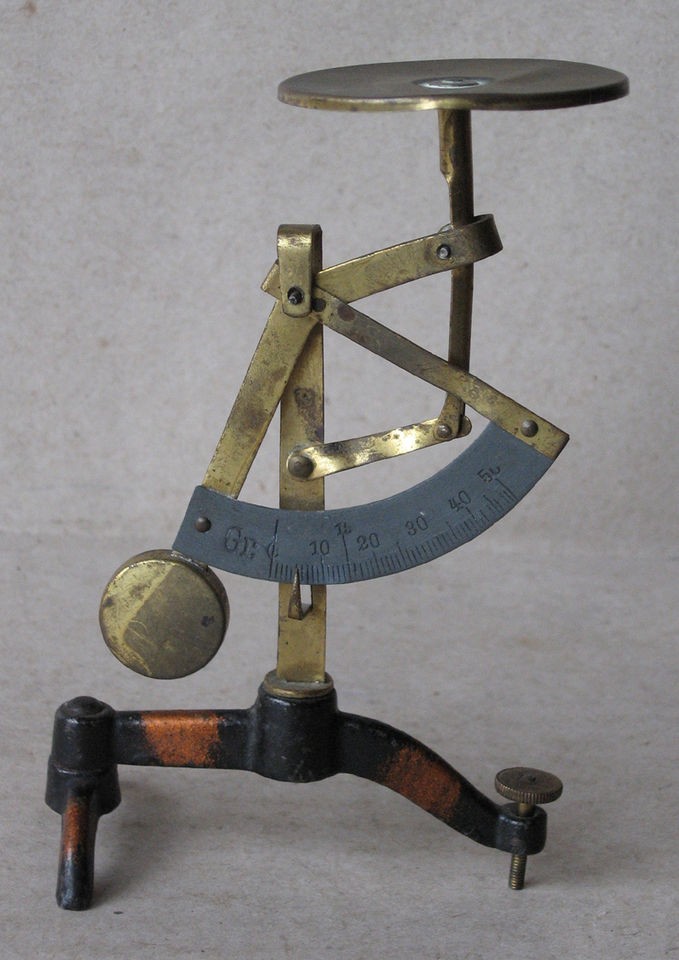 ANTIQUE TABLE BRASS LEVER POSTAL LETTER SCALE BALANCE / 50 g / MINI