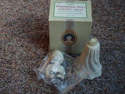   AVON SENTIMENTAL DOLL ADORABLE ABIGAIL REGENCE COLOGNE IN ORIGINAL BOX