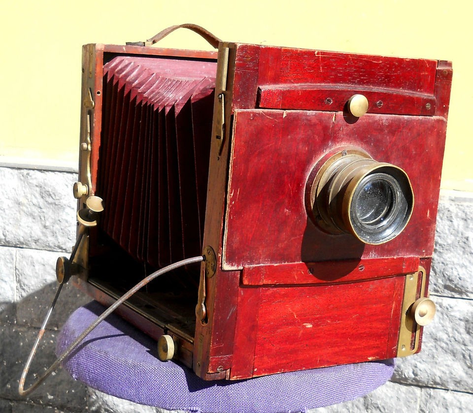 antique camera in Vintage Cameras