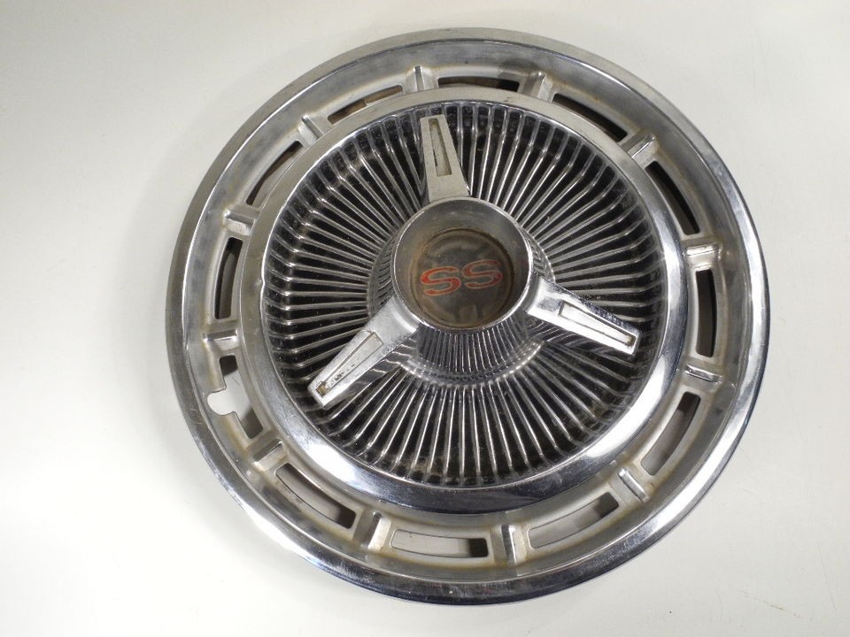Vintage Chevy SS hubcap Spinner Wheel cover Chevy impala Nova 1965 
