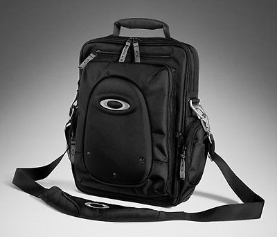 OAKLEY VERTICAL COMPUTER BAG 3.0 BLACK STRAP MULTIPLE COMPARTMENTS 