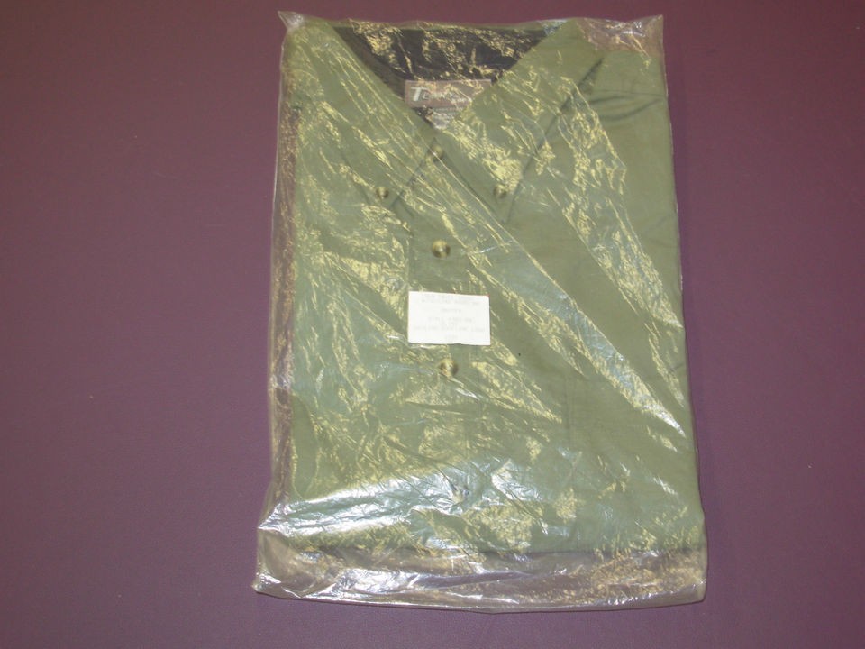   Crew Shirt Style 4361 53 Olive Size 2XL NWOT Employee Uniform