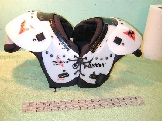 Riddell Youth football shoulder pads Warrior II W 150 