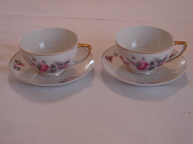 Vintage 4pc TK Thuny Czechoslovakia Porcelain Floral Pattern Saucer 