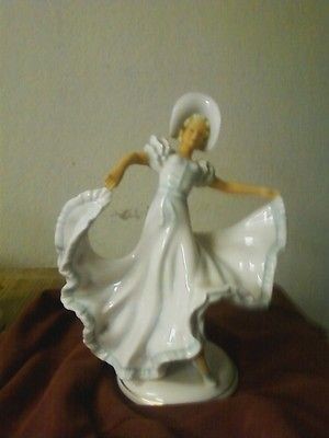 Schaubach Kunst Dancing Figurine