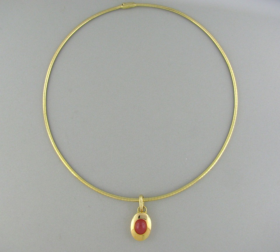 STERN 18K YELLOW GOLD CARNELIAN PENDANT NECKLACE