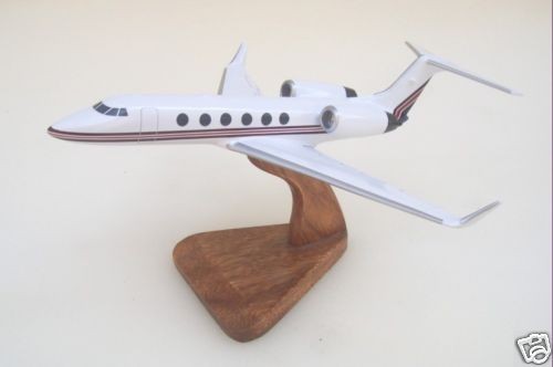 Gulfstream IV G 450 Wood Airplane Model BIG