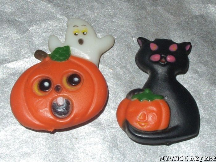 VINTAGE 80S HALLOWEEN THEME PUMPKIN GHOST & CAT PLASTIC BUTTON COVERS