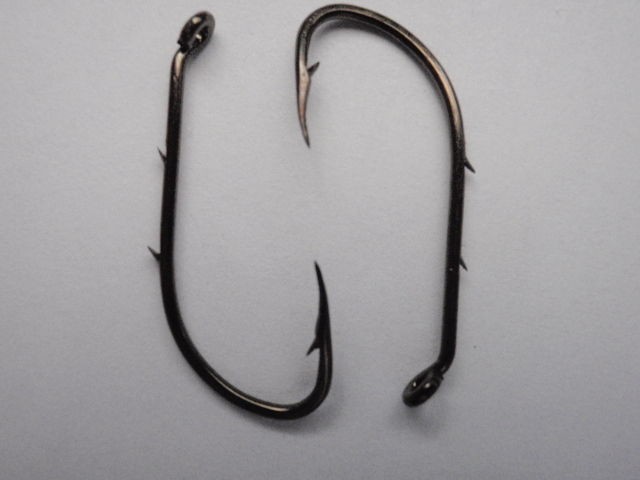  Eagle Claw Lazer Sharp size 4 Bronze  OffSet  Bait Holder Fish Hooks 