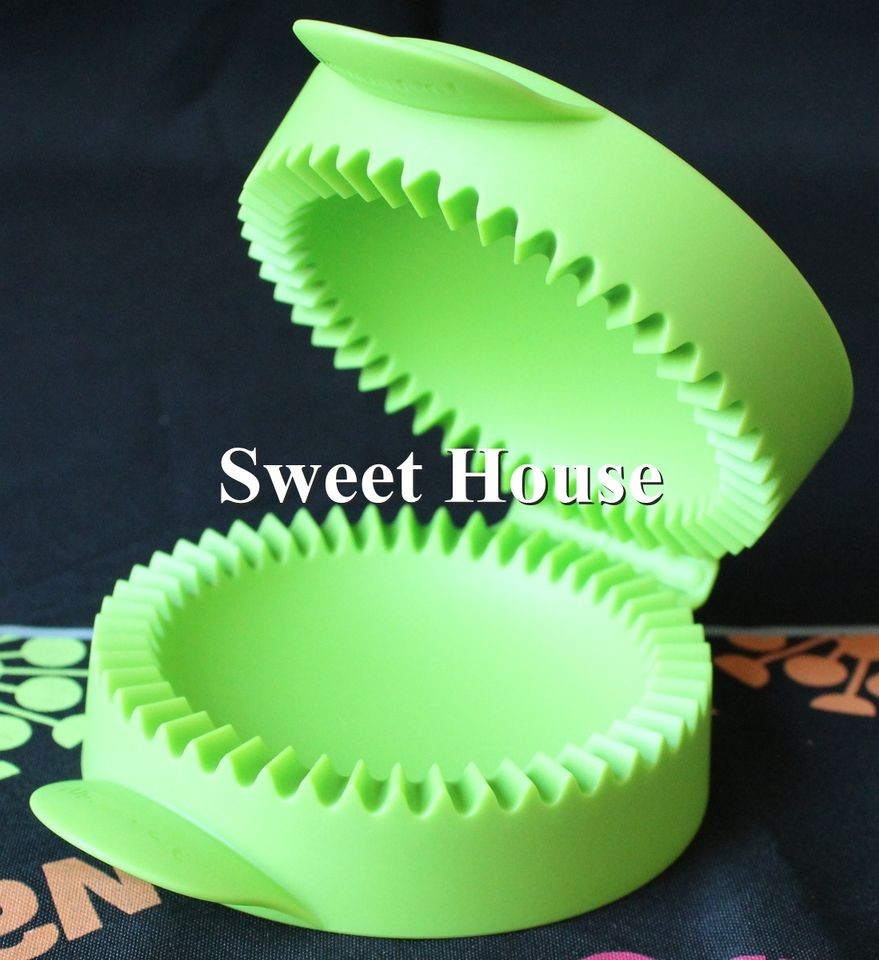 Tupperware Mini Empanada Press Pie Pastry Turnover Maker Green New