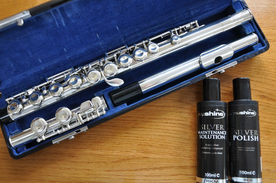 SILVER POLISH   CLEAN AND POLISH YOUR SILVER INSTRUMENTS