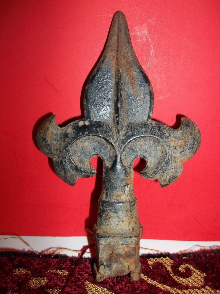   Black Iron Gate Finial Fleur De Lis Fence Topper Metal Spike Crown