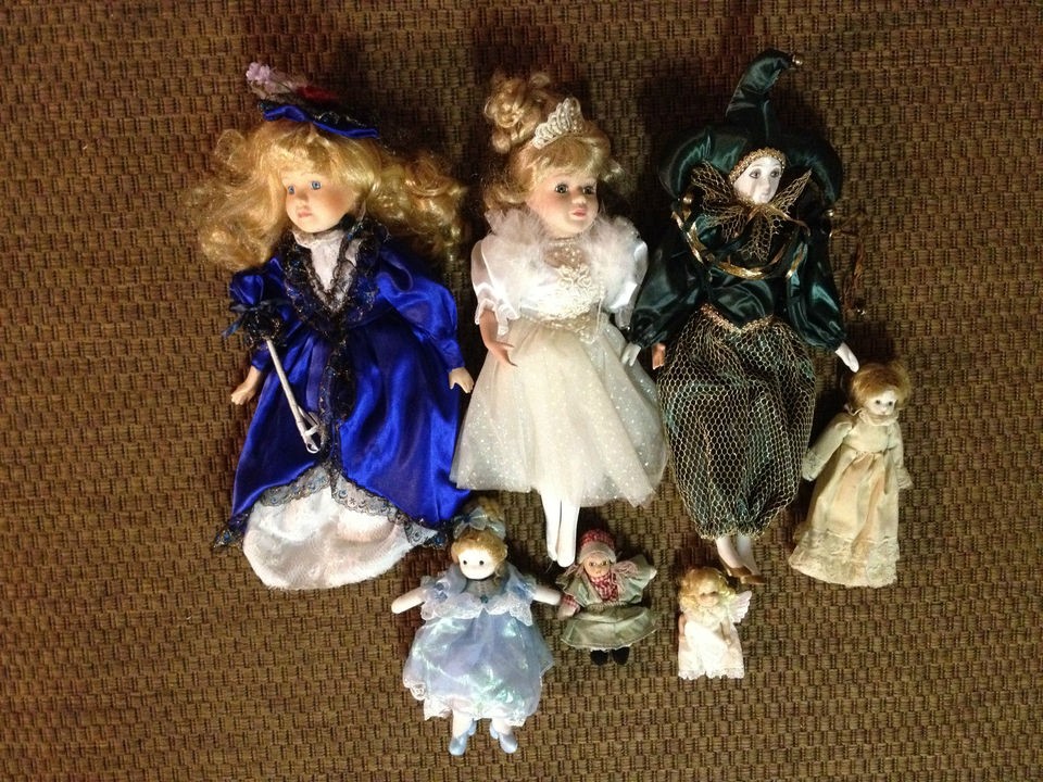 lot of 7 baby dolls porcelain collectors