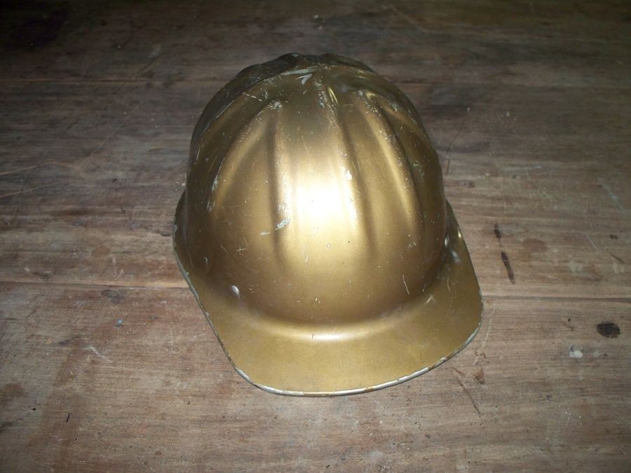 aluminum hard hat in Construction