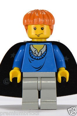 LEGO Harry Potter RON WEASLEY BLUE SWEATER Minifig Minifigure 4722 