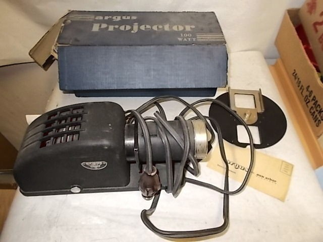 argus slide projector in Vintage Projectors & Screens