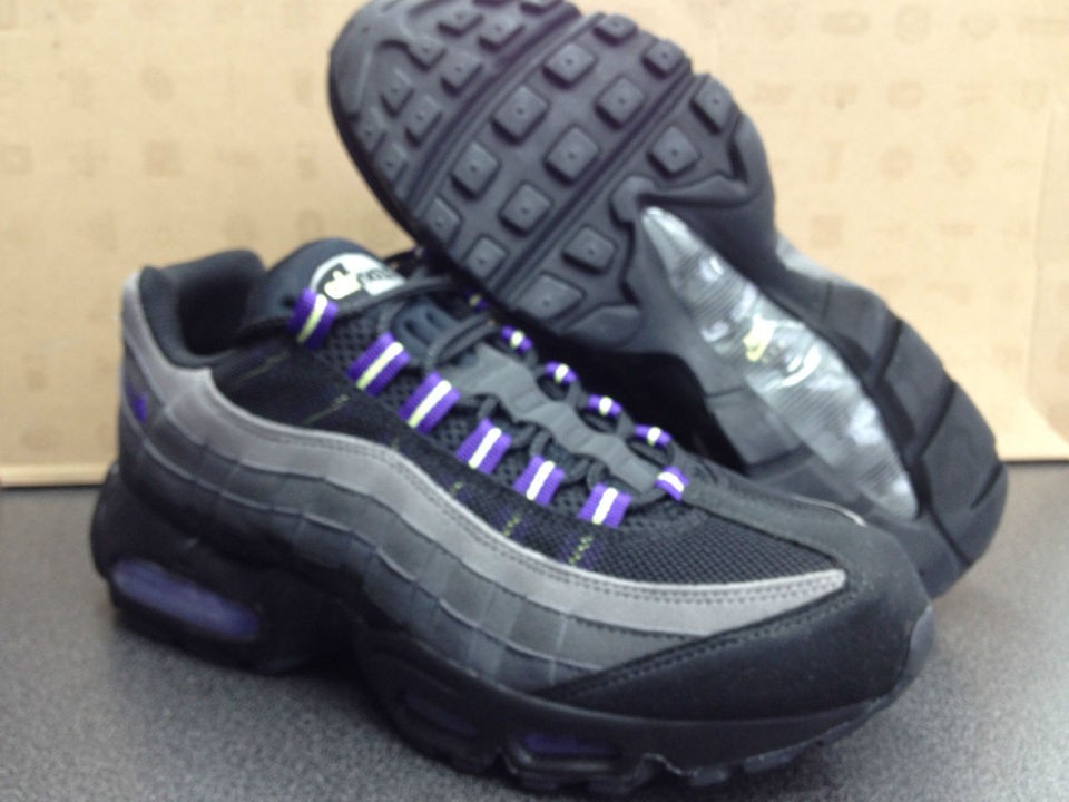 New NIKE Air Max 95 Black/Dark Shadow Medium Grey 609048 039 Size 8