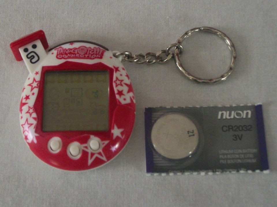 Bandai Tamagotchi V5 V 5 White Red Stars Electronic Game w New Battery