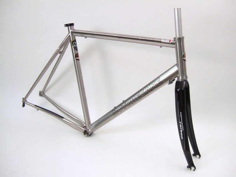 NEW MOTOBECANE ROAD BIKE TITANIUM FRAME & CARBON FORK