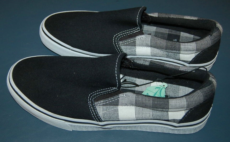   PACIFIC Size 8 Mens BLACK WHITE Plaid Canvas Slip on DECK SHOES NWOT