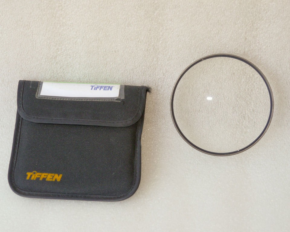 ROUND TIFFEN DIOPTER +1 FILTER IN TIFFEN POUCH IN PERFECT 