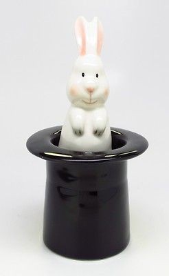 MAGICIAN RABBIT TOP HAT MAGNETIC CERAMIC SALT AND PEPPER SHAKERS 