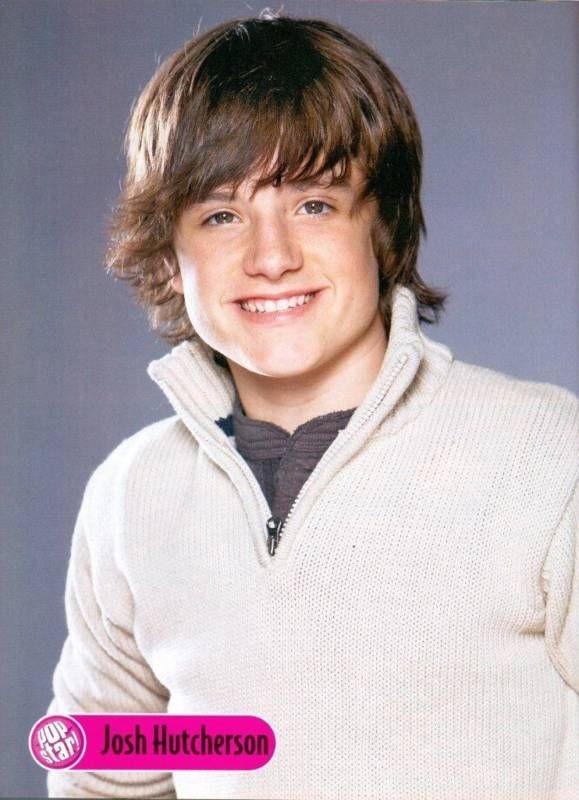 JOSH HUTCHERSON   11 x 8   PINUPS   POSTERS