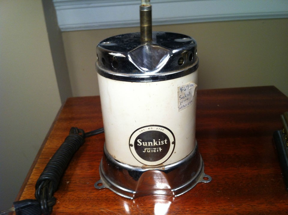 VINTAGE HANDYHOT SUNKIST JUICIT JUICER 2700 (1930s)