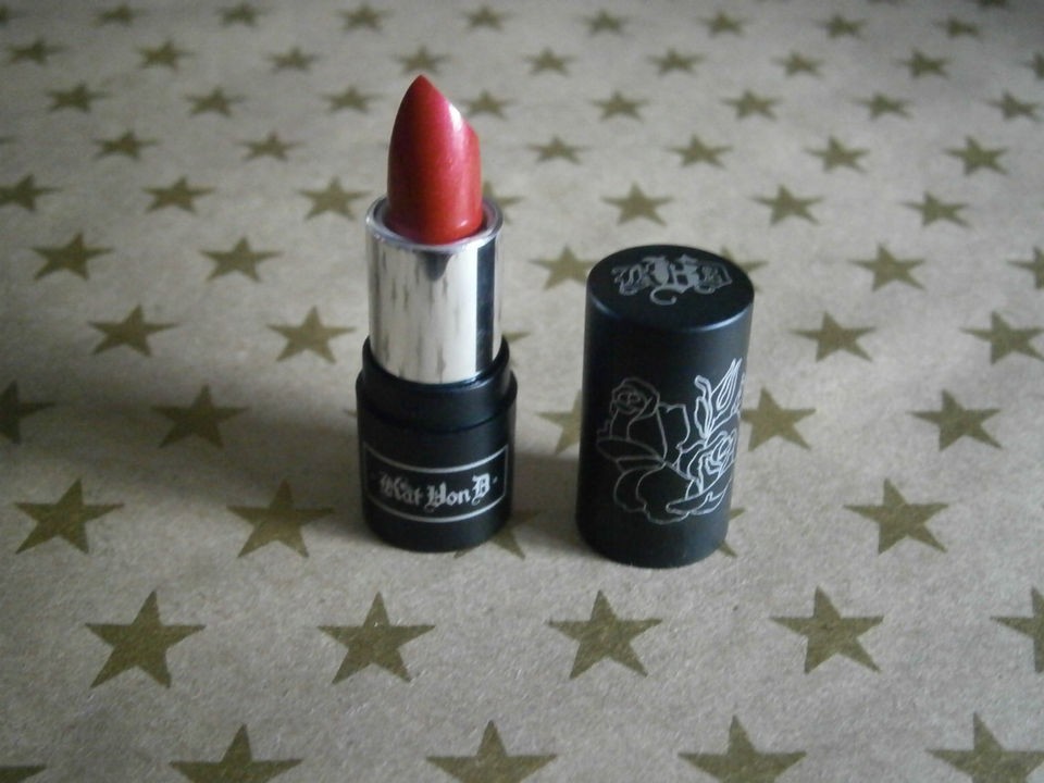 Kat Von D Painted Love Lipstick Beranice MINI