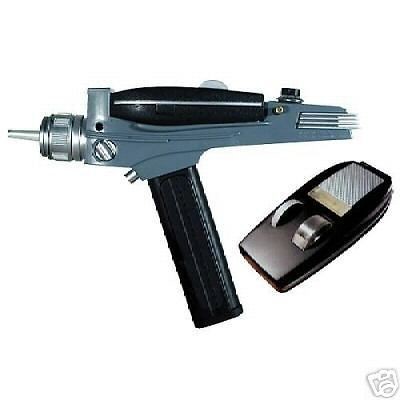   TOS CLASSIC PHASER BLACK HANDLE PROP REPLICA BY ART ASYLUM .KIRK SPOCK