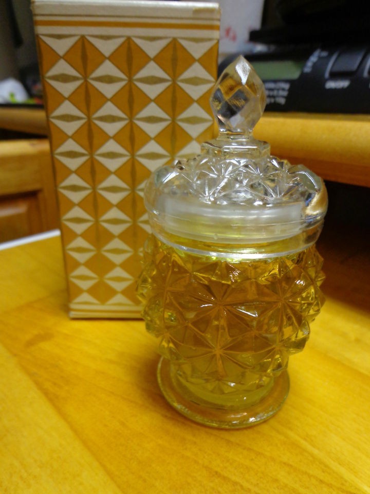 crystal decanter in Decorative Collectibles