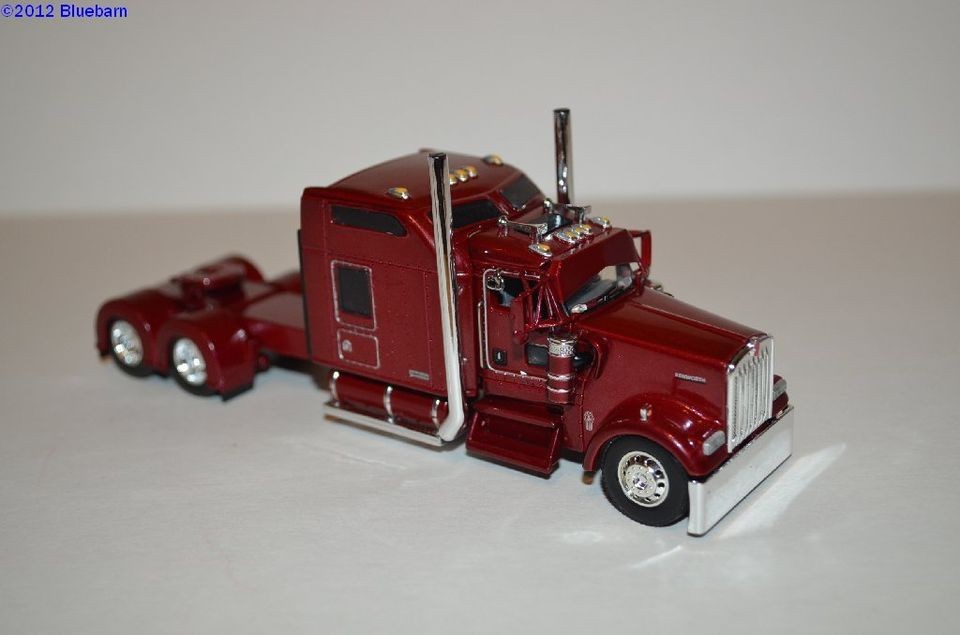 DCP Maroon Kenworth W900L Studio Sleeper SemiTruck 1/64 Show Fenders 