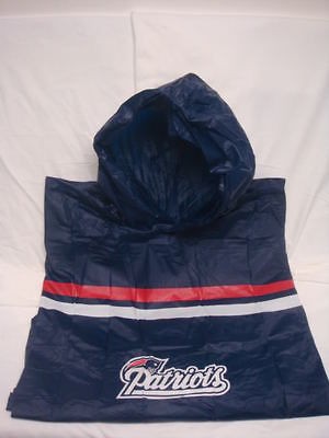 New England Patriots Hooded Snap NFL Heavy Rain Poncho