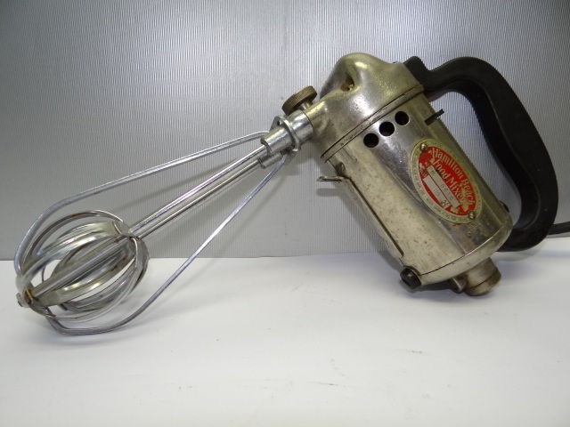   Retro Hamilton Beach Food Mixer FM8410 115 Volts Kitchen Mixer NR