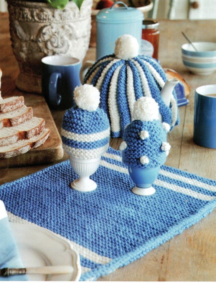   EASY TEA COSY PLACEMAT & EGG COSIES BREAKFAST SET #336 FREEPOST