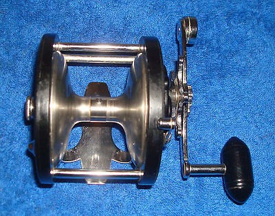 Penn Delmar 285 Saltwater Fishing Reel Excellent Working Condition 