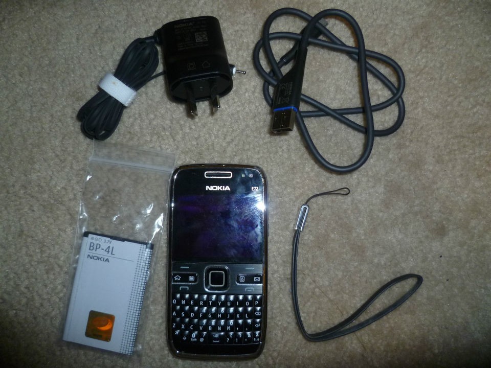 Nokia E72  QWERTY keyboard, black smartphone with charger, USB cable 