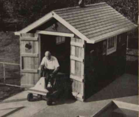 Swimming Pool CABANA Storage Shed How To build PLANS