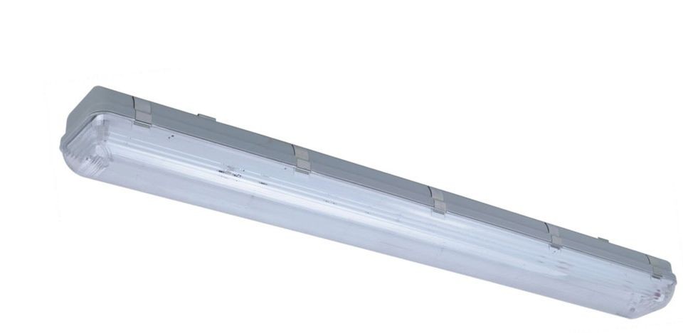 Vaporlight 4 Fluorescent Vapor Proof Light and Wet Location Fixture 