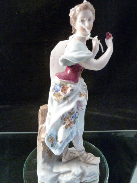 volkstedt figurine in Figurines